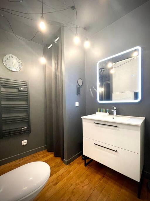 Grand Studio Confortable Situe En Centre Ville Gérardmer Buitenkant foto