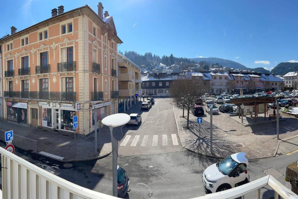 Grand Studio Confortable Situe En Centre Ville Gérardmer Buitenkant foto